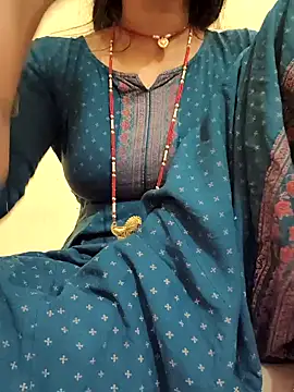 Snapshot of Hi_Radhika chatting on February 2025 07:27:02 AM Hi Radhika online show from February 2025 07:27:02 AM