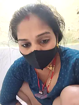 Snapshot of Hi_Radhika chatting on February 2025 01:03:02 AM Hi Radhika online show from February 2025 01:03:02 AM