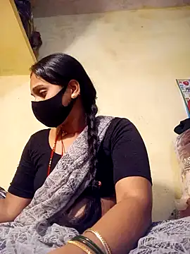 Snapshot of Hi_Radhika chatting on March 2025 05:49:02 PM Hi Radhika online show from March 2025 05:49:02 PM