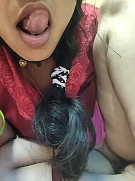 Snapshot of Hi_Radhika chatting on September 2025 03:19:01 AM Hi Radhika online show from September 2025 03:19:01 AM