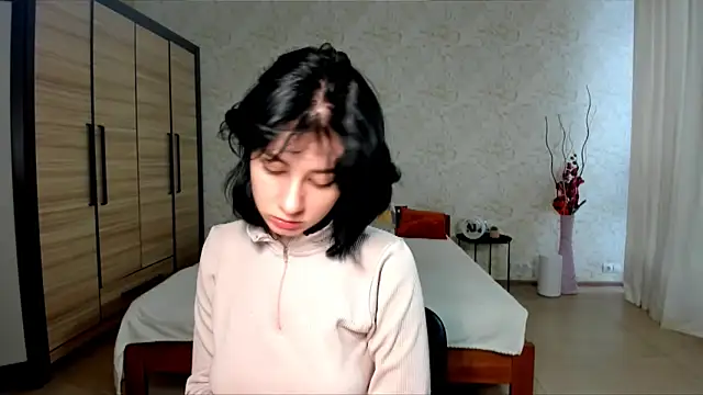 JulisSweet online show from December 2024 07:49:02 AM