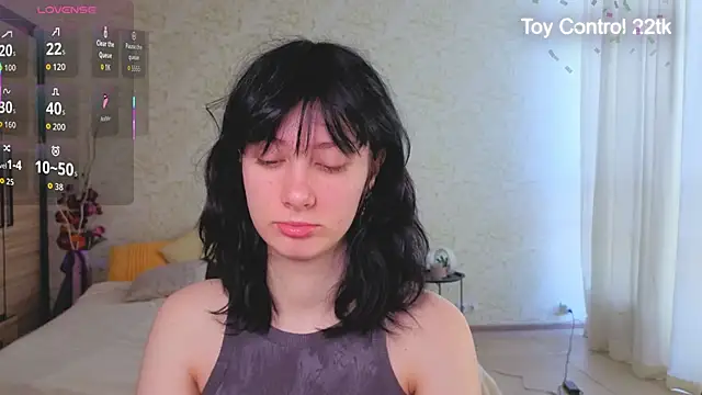 JulisSweet online show from June 2026 07:00:02 AM