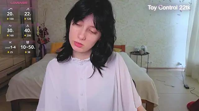 JulisSweet online show from June 2026 07:24:02 AM