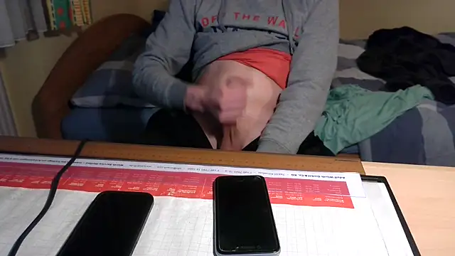 Snapshot of SissyStefanie chatting on December 2024 05:54:02 PM SissyStefanie online show from December 2024 05:54:02 PM