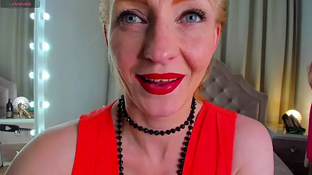 Snapshot of SquirtyAlisa chatting on January 2025 05:24:02 PM SquirtyAlisa online show from January 2025 05:24:02 PM