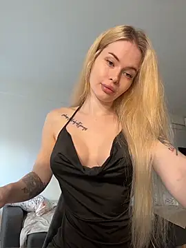 Snapshot of Vladamais chatting on March 2026 11:27:02 AM Vladamais online show from March 2026 11:27:02 AM