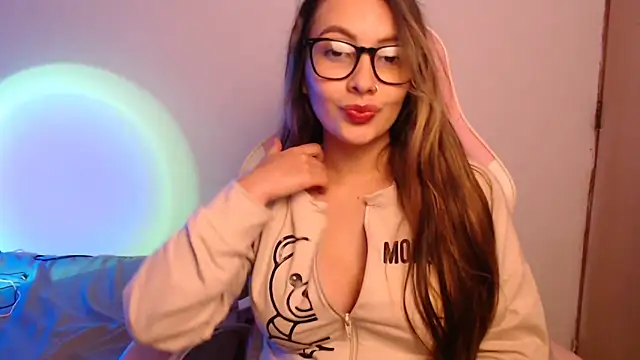 Snapshot of lalawhitte chatting on October 2025 07:01:02 PM lalawhitte online show from October 2025 07:01:02 PM