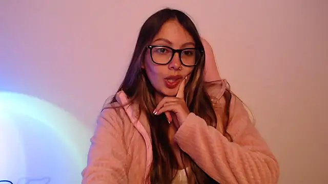 lalawhitte online show from November 2025 09:27:01 PM