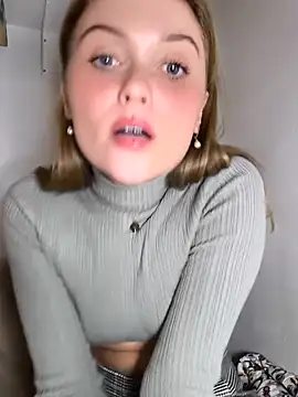 Snapshot of Goldloeckchen159 chatting on October 2025 05:31:01 PM Goldloeckchen159 online show from October 2025 05:31:01 PM