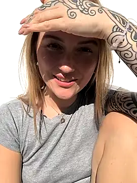 Snapshot of Goldloeckchen159 chatting on November 2025 12:56:01 PM Goldloeckchen159 online show from November 2025 12:56:01 PM