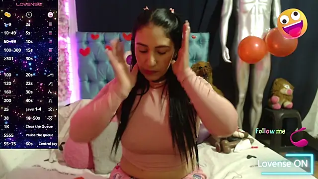 Snapshot of Cristal_cherry chatting on March 2025 02:18:02 AM Cristal cherry online show from March 2025 02:18:02 AM