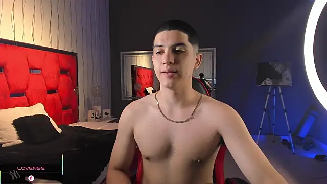 Snapshot of Brat_ chatting on March 2026 07:43:02 PM Brat online show from March 2026 07:43:02 PM