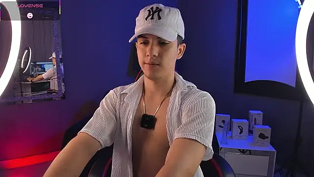 Snapshot of Brat_ chatting on March 2026 12:49:01 AM Brat online show from March 2026 12:49:01 AM