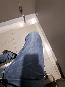 Snapshot of johny_69d@xh chatting on January 2025 07:31:02 AM johny 69dxh online show from January 2025 07:31:02 AM