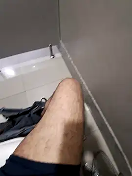 Snapshot of johny_69d@xh chatting on January 2025 07:46:02 AM johny 69dxh online show from January 2025 07:46:02 AM