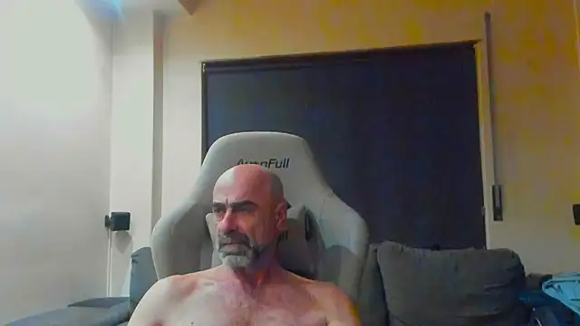 Bicopflirt online show from May 2026 10:26:02 PM