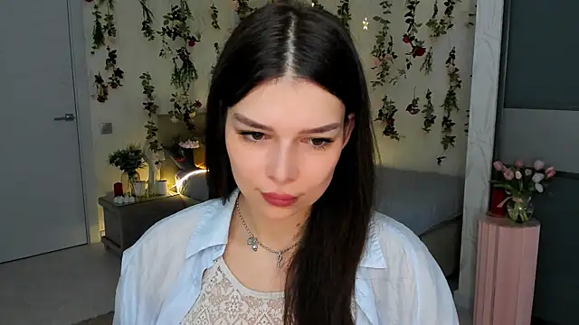 ContinentOfTranquility online show from May 2026 04:18:01 AM