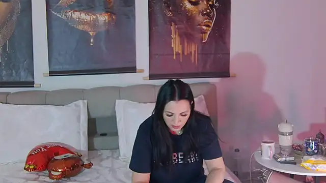 ReiyaRey online show from February 2026 11:11:02 PM