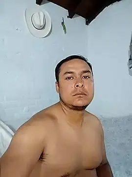 Snapshot of piton77 chatting on February 2026 09:28:02 AM piton77 online show from February 2026 09:28:02 AM