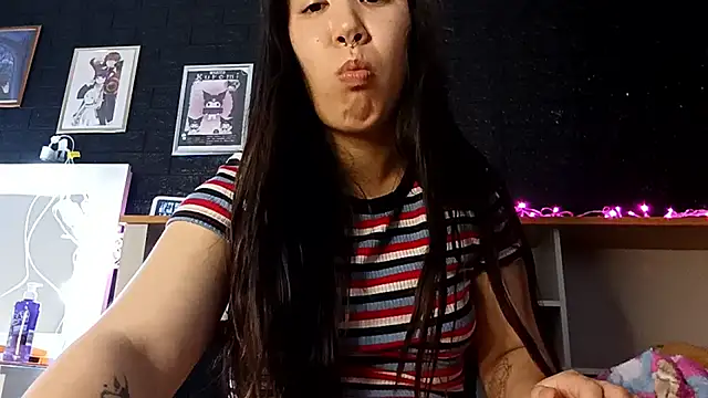 Snapshot of Japabaixinha chatting on November 2025 09:17:02 PM Japabaixinha online show from November 2025 09:17:02 PM