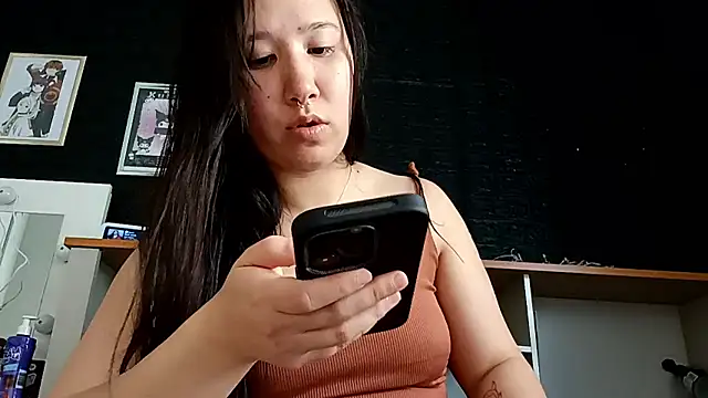 Snapshot of Japabaixinha chatting on November 2025 06:18:02 PM Japabaixinha online show from November 2025 06:18:02 PM