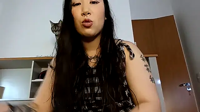 Snapshot of Japabaixinha chatting on November 2025 08:41:02 PM Japabaixinha online show from November 2025 08:41:02 PM