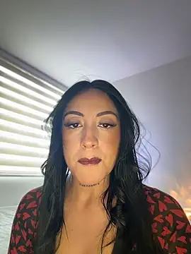 keilelewis online show from April 2026 07:56:02 PM