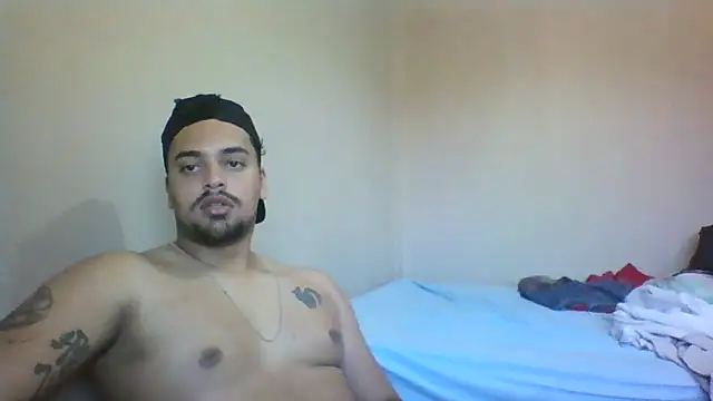 Snapshot of Xcumshot33 chatting on October 2025 01:50:01 PM Xcumshot33 online show from October 2025 01:50:01 PM