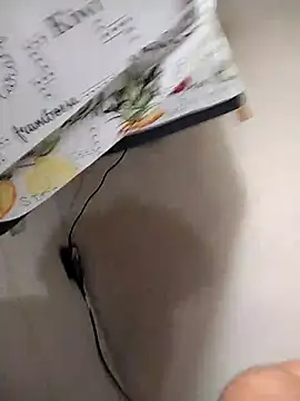 Snapshot of Xcumshot33 chatting on October 2025 05:02:02 PM Xcumshot33 online show from October 2025 05:02:02 PM