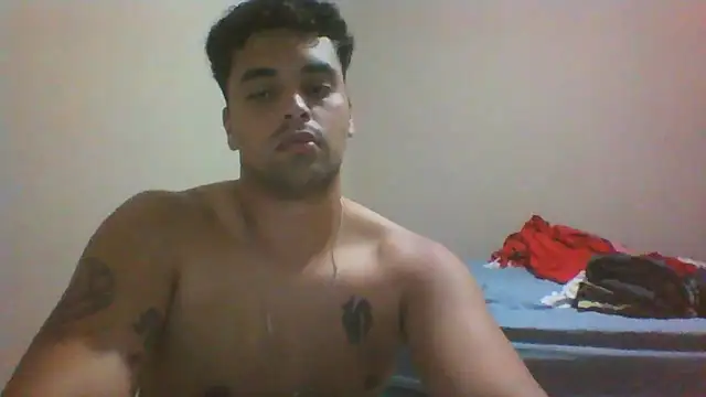 Snapshot of Xcumshot33 chatting on October 2025 03:09:01 AM Xcumshot33 online show from October 2025 03:09:01 AM