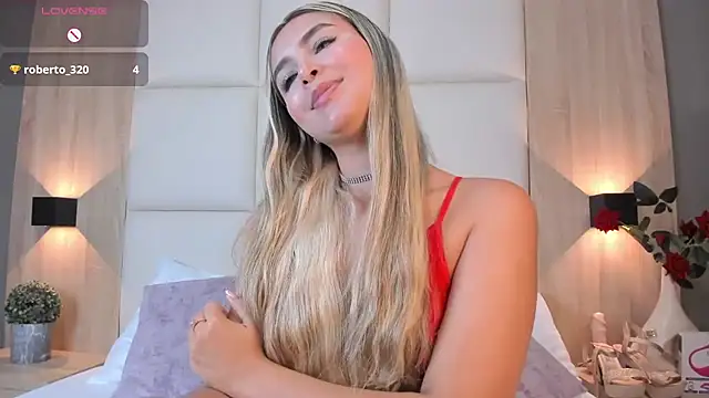 Snapshot of bella1207 chatting on January 2025 10:51:01 PM bella1207 online show from January 2025 10:51:01 PM