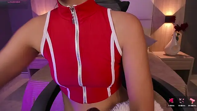 Snapshot of bella1207 chatting on September 2025 07:30:02 PM bella1207 online show from September 2025 07:30:02 PM