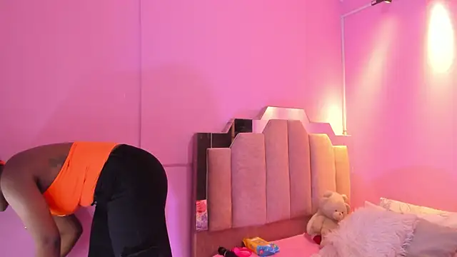 LoveQueen2 online show from October 2025 11:31:02 AM