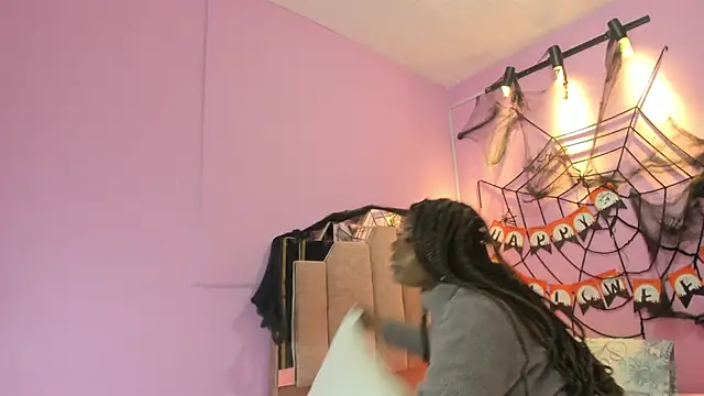 LoveQueen2 online show from November 2025 11:45:01 AM