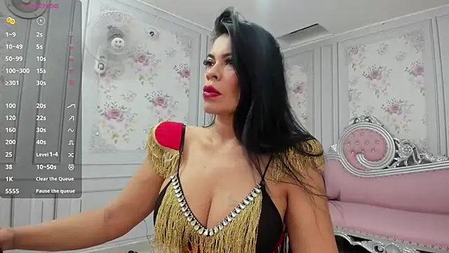 Snapshot of perla_milf4u chatting on December 2024 09:36:02 PM perla milf4u online show from December 2024 09:36:02 PM