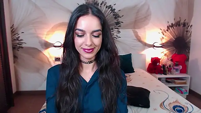 KatherineBisou online show from October 2025 06:38:02 PM