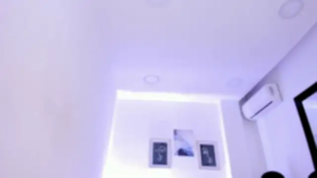 emelie 89 online show from September 2025 12:16:02 PM