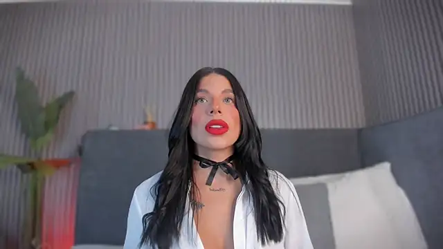 emelie 89 online show from June 2026 12:26:02 PM