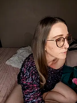 Snapshot of Deviant_Desires_xx chatting on September 2025 05:16:02 PM Deviant Desires xx online show from September 2025 05:16:02 PM