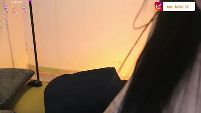 Snapshot of yourtoybella chatting on March 2025 10:36:02 PM yourtoybella online show from March 2025 10:36:02 PM