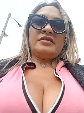 Afroditecash online show from December 2025 06:27:01 PM