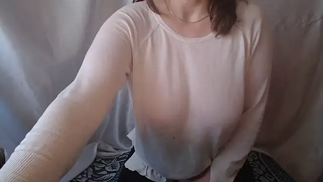 Burberrry  online show from May 2026 04:17:02 AM