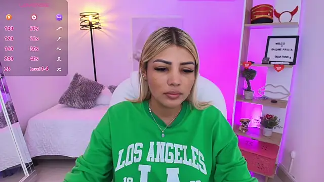 SALOOMEE   online show from January 2025 11:56:02 AM