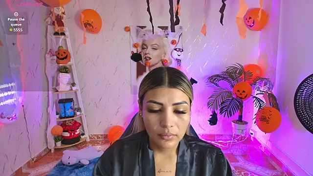 SALOOMEE   online show from October 2025 11:11:02 AM