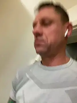 Snapshot of Yourhotboy_42 chatting on December 2025 08:04:01 PM Yourhotboy 42 online show from December 2025 08:04:01 PM