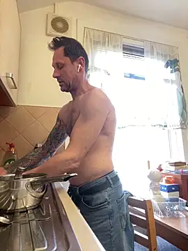 Yourhotboy 42 online show from April 2026 04:04:01 PM