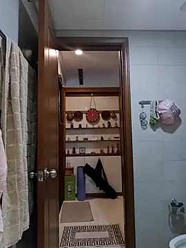 horny slavedog online show from November 2025 09:15:02 AM