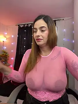 Alessandra Schmoll online show from December 2025 01:42:01 PM