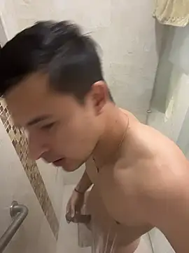 Snapshot of Nicolds14 chatting on November 2025 11:37:01 PM Nicolds14 online show from November 2025 11:37:01 PM