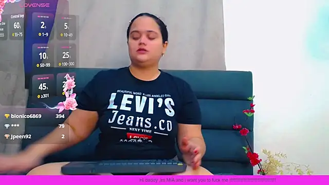 brunnette hot online show from March 2026 10:52:01 AM